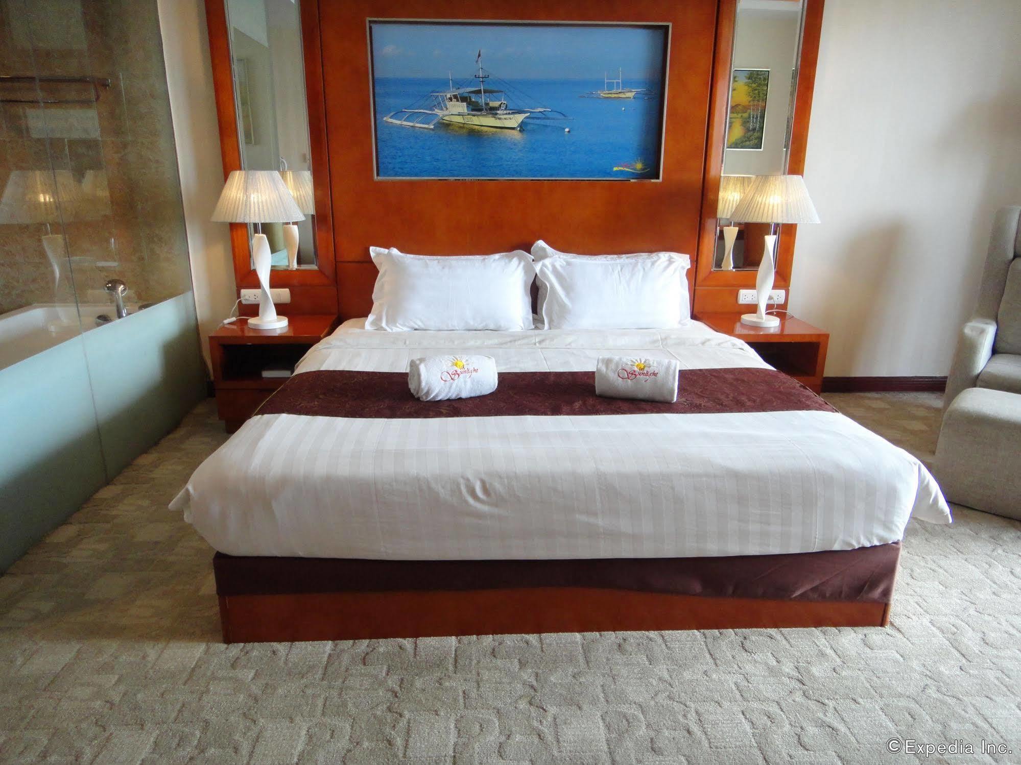 Sunlight Hotel Puerto Princesa Dış mekan fotoğraf