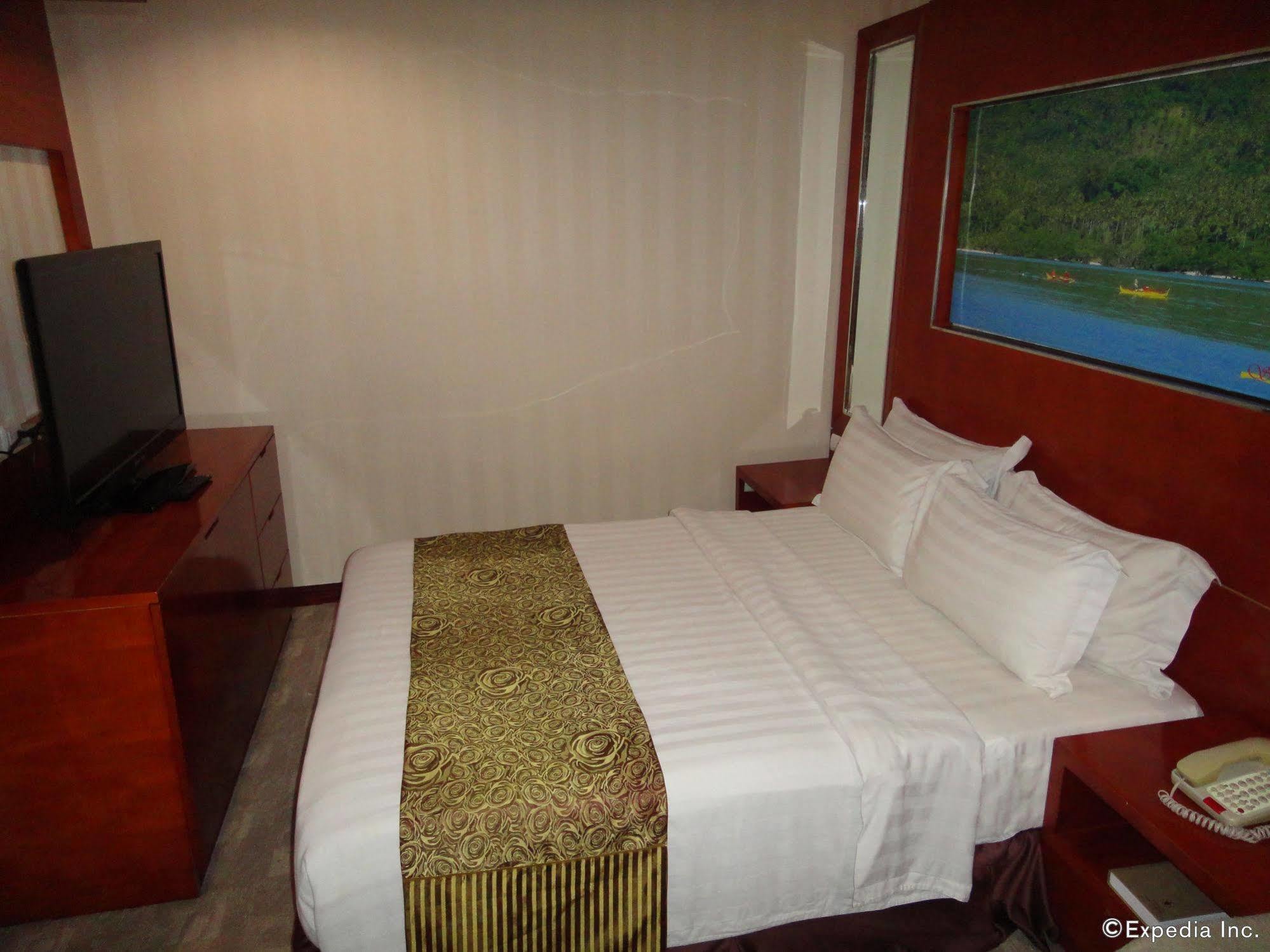 Sunlight Hotel Puerto Princesa Dış mekan fotoğraf